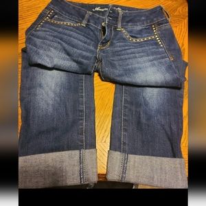 AE artist jeans Size 2